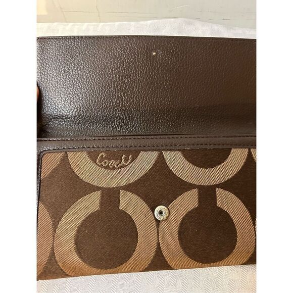 Coach wallet (snap missing) faux leather trifold brown signature 7.5"x4" - Picture 4 of 9